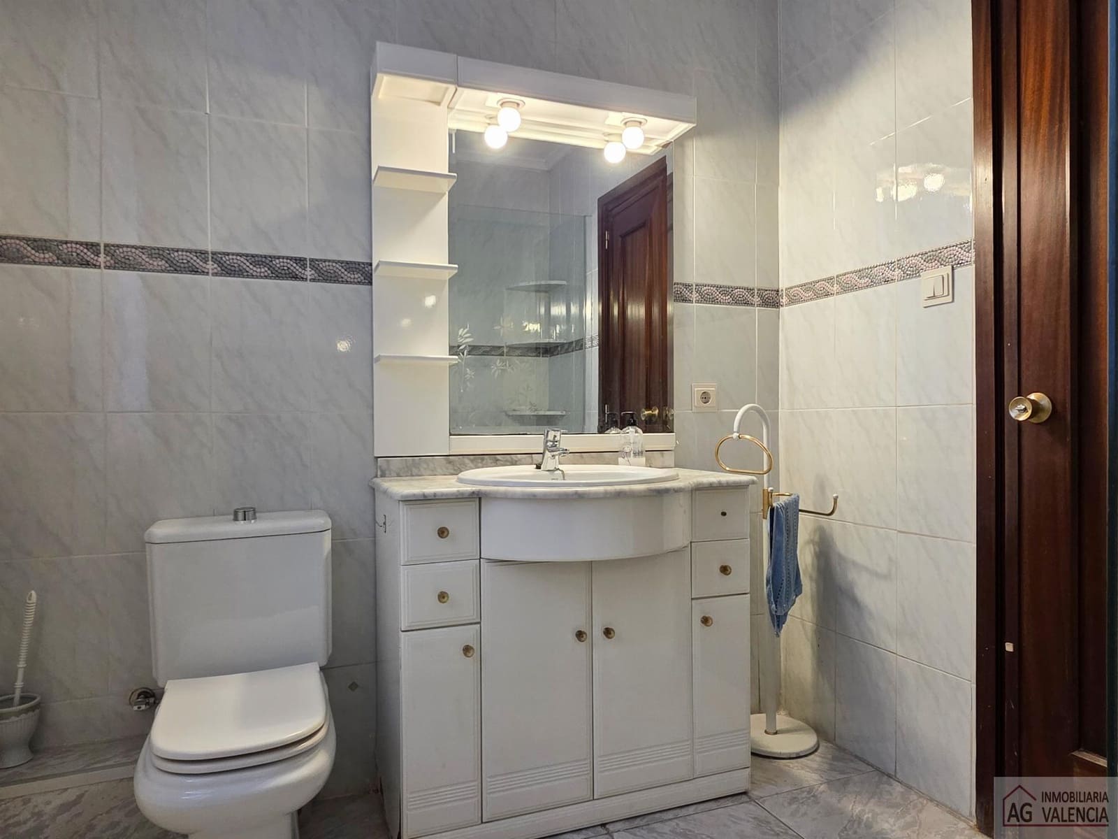 4 slaapkamer Flat te koop in Valencia stad - € 345.000 (Ref: 9511216)