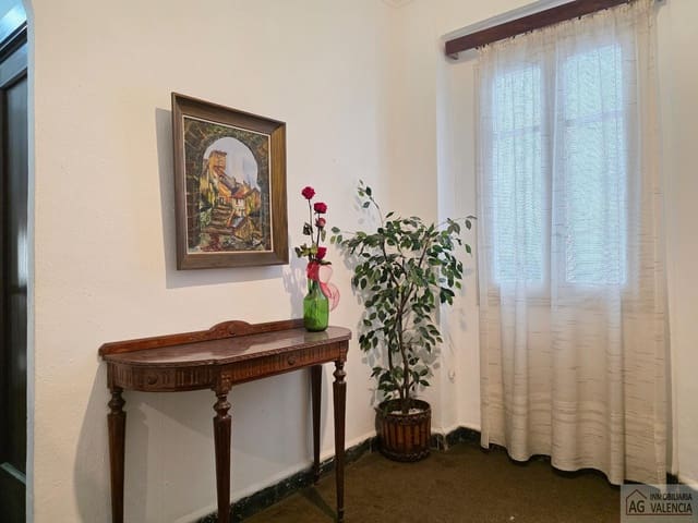 4 slaapkamer Flat te koop in Arrancapins, Valencia stad - € 345.000 (Ref: 9511216)