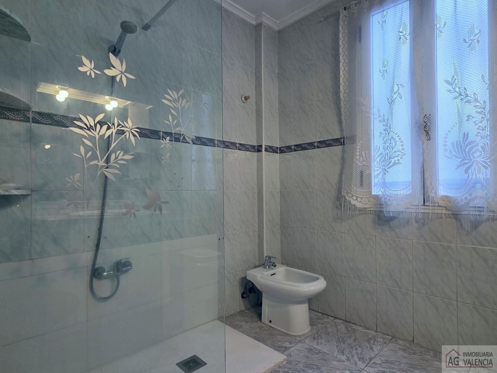 4 slaapkamer Flat te koop in Valencia stad - € 345.000 (Ref: 9511216)