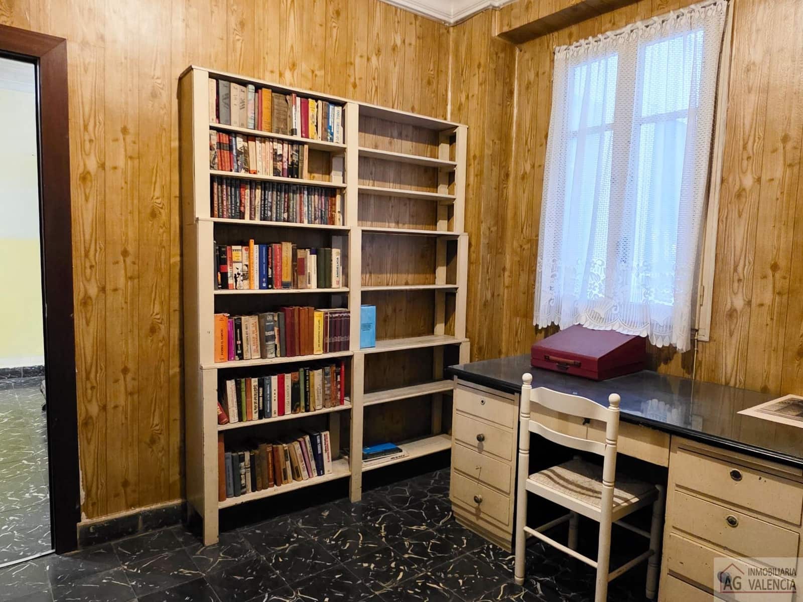 4 slaapkamer Flat te koop in Valencia stad - € 345.000 (Ref: 9511216)