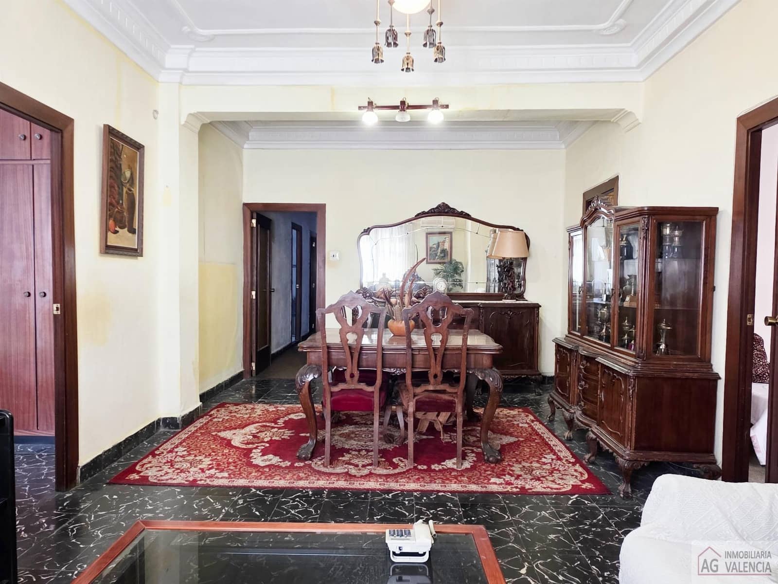 4 slaapkamer Flat te koop in Valencia stad - € 345.000 (Ref: 9511216)