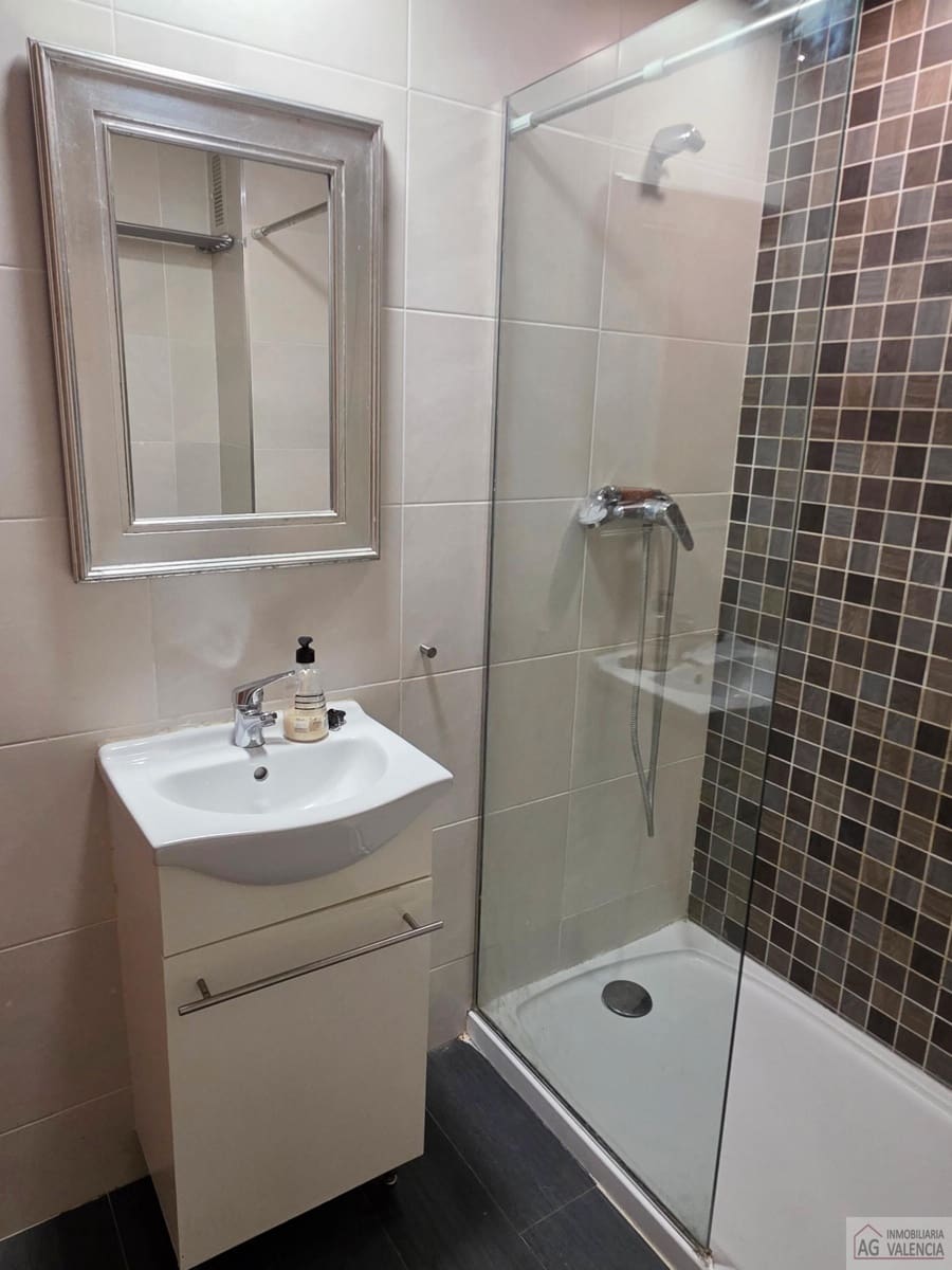 2 sovrum Lägenhet att hyra i Valencia stad - 1 100 € (Ref: 9528967)