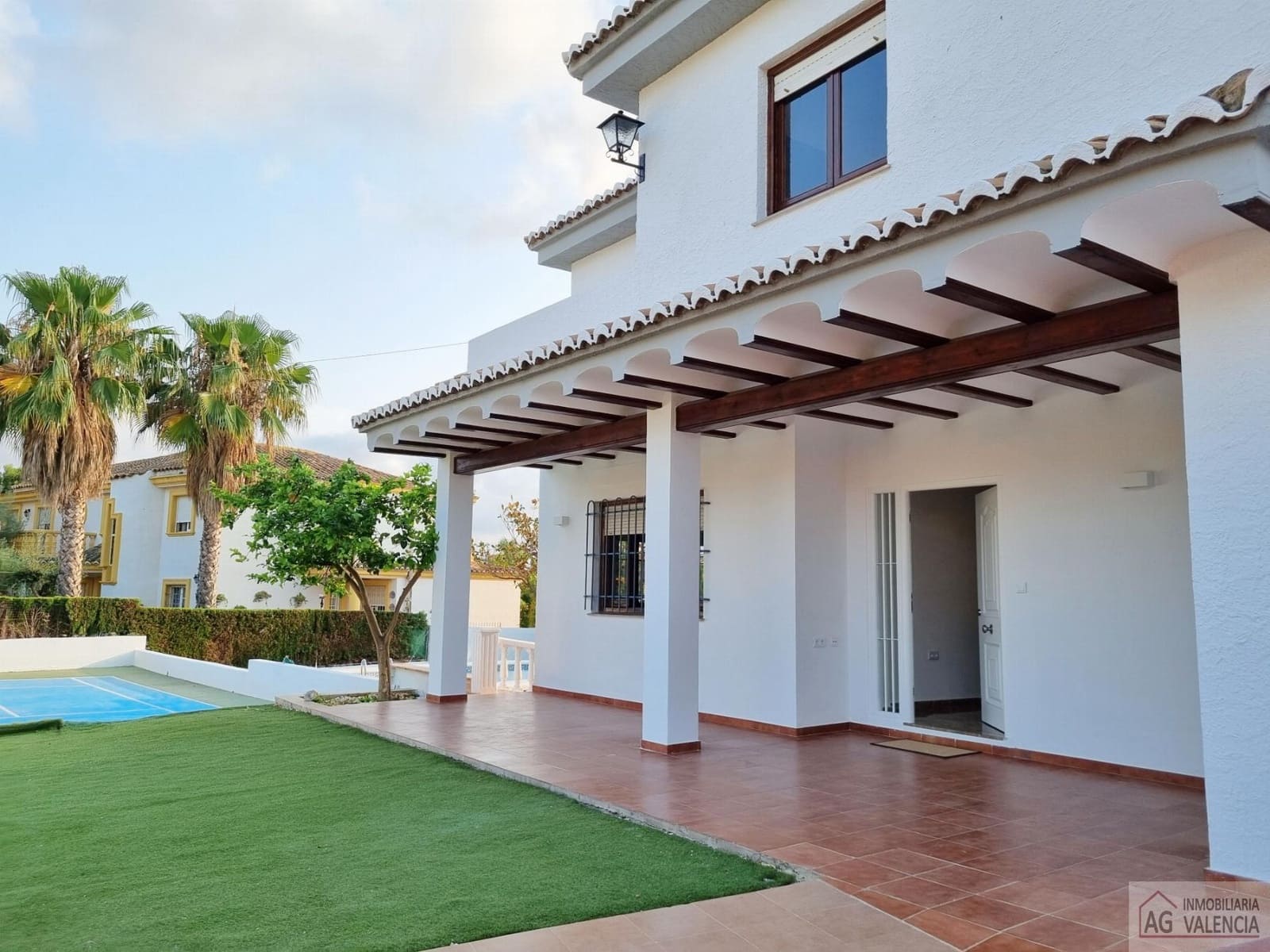 5 sypialnia Willa na sprzedaż w Naquera z basenem garażem - 510 000 € (Ref: 9566672)