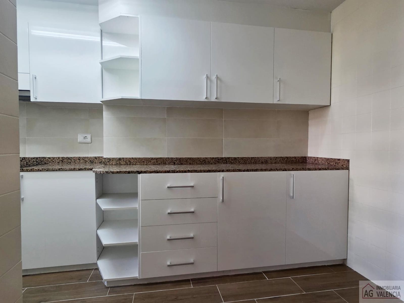 3 soveværelse Lejlighed til leje i Valencia by - € 1.750 (Ref: 9570135)