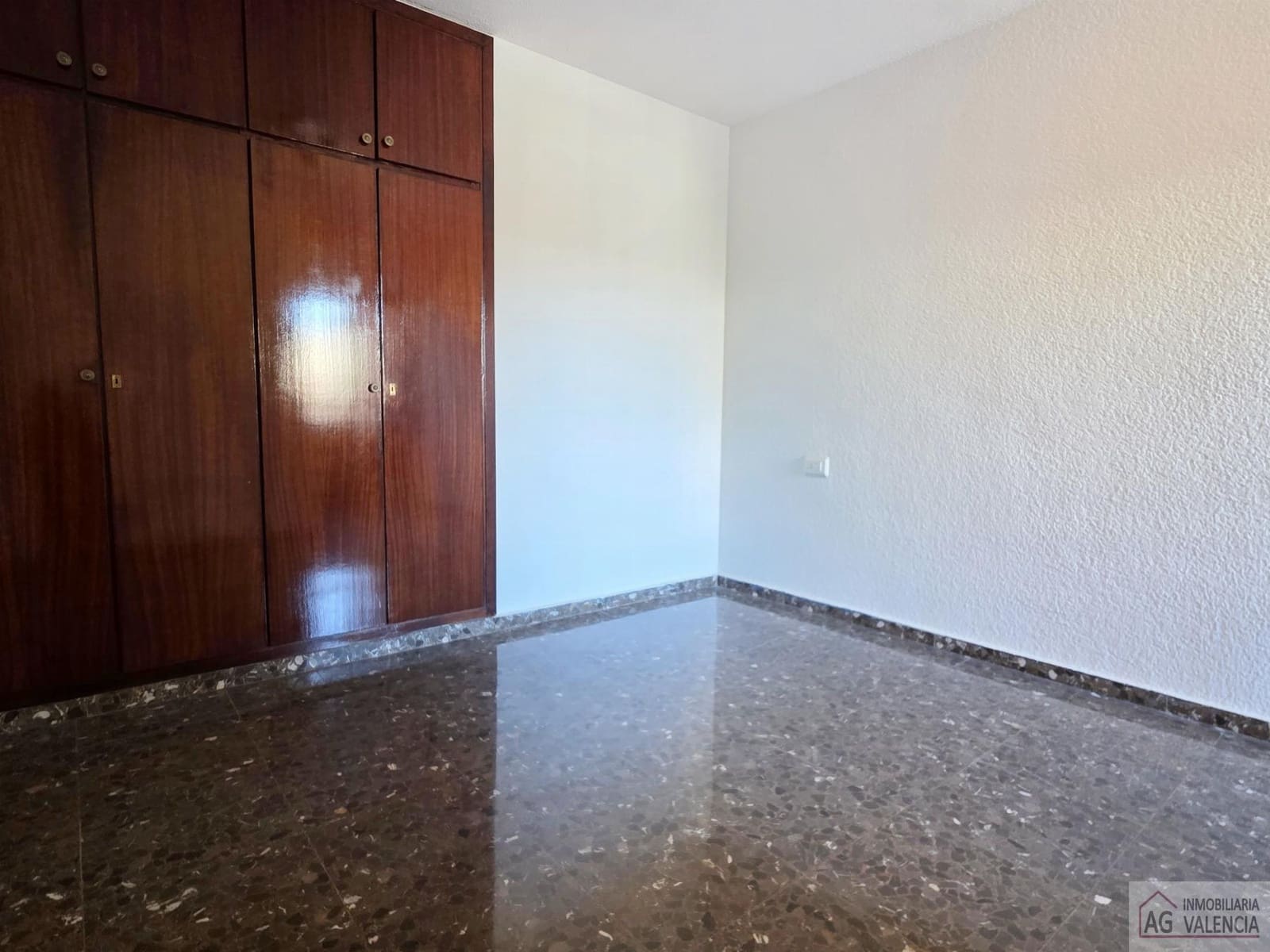 3 soveværelse Lejlighed til leje i Valencia by - € 1.750 (Ref: 9570135)