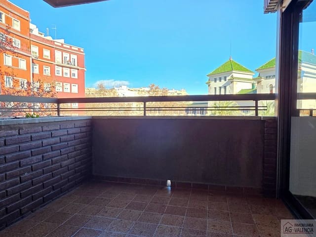 3 soveværelse Lejlighed til leje i Arrancapins, Valencia by - € 1.750 (Ref: 9570135)