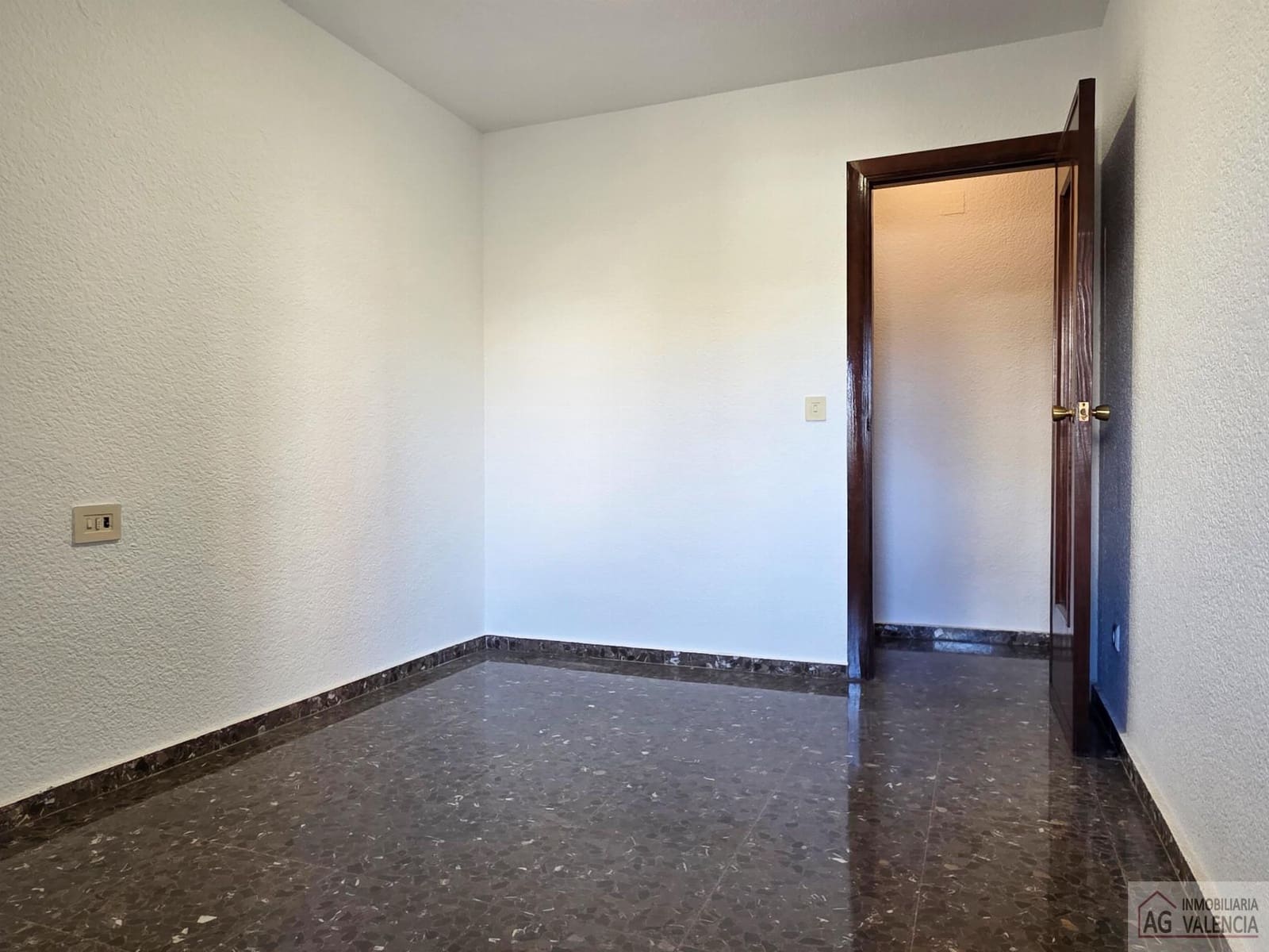 3 soveværelse Lejlighed til leje i Valencia by - € 1.750 (Ref: 9570135)