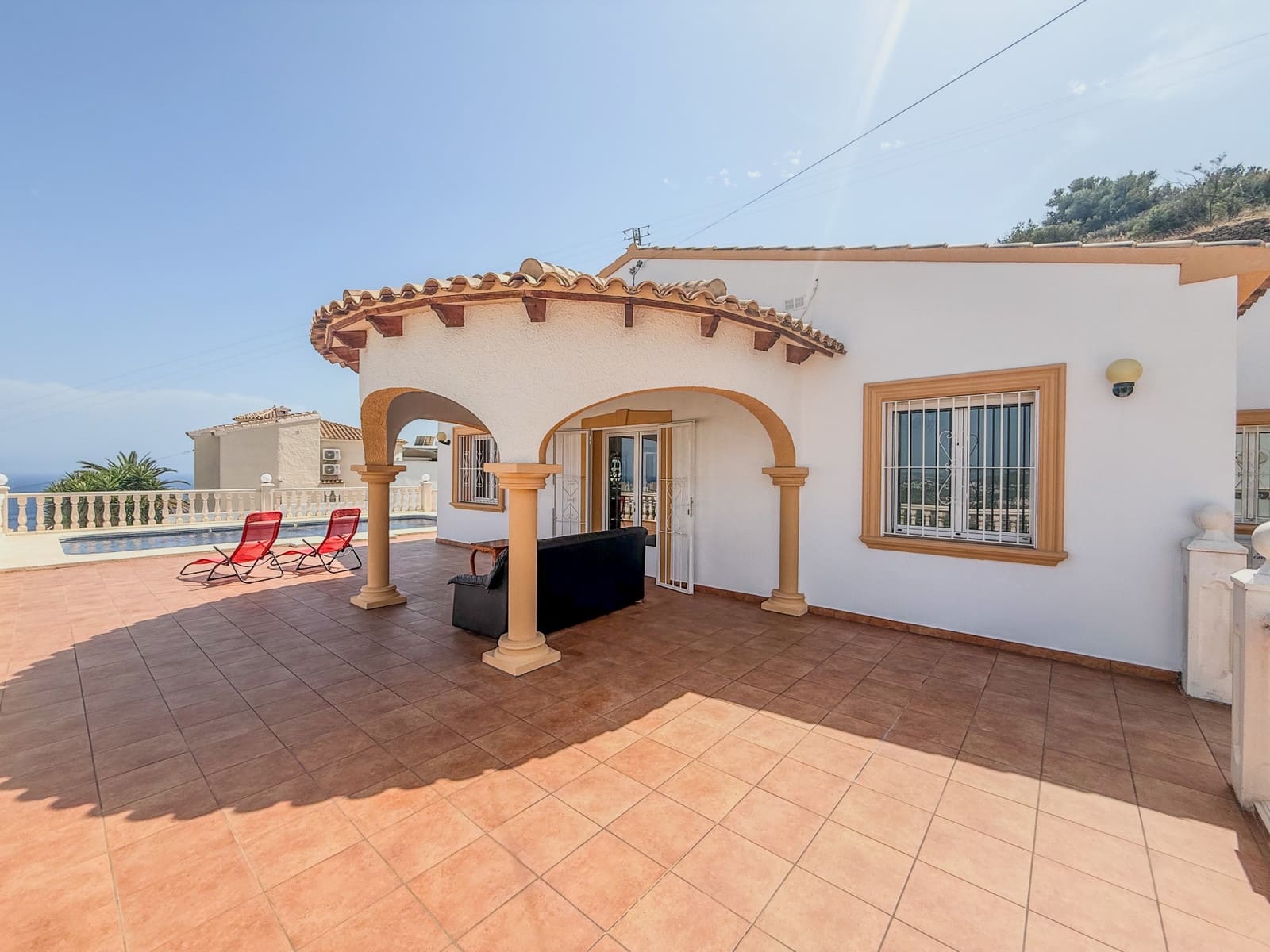 4 slaapkamer Villa te koop in Calpe / Calp met zwembad garage - € 690.000 (Ref: 10011075)