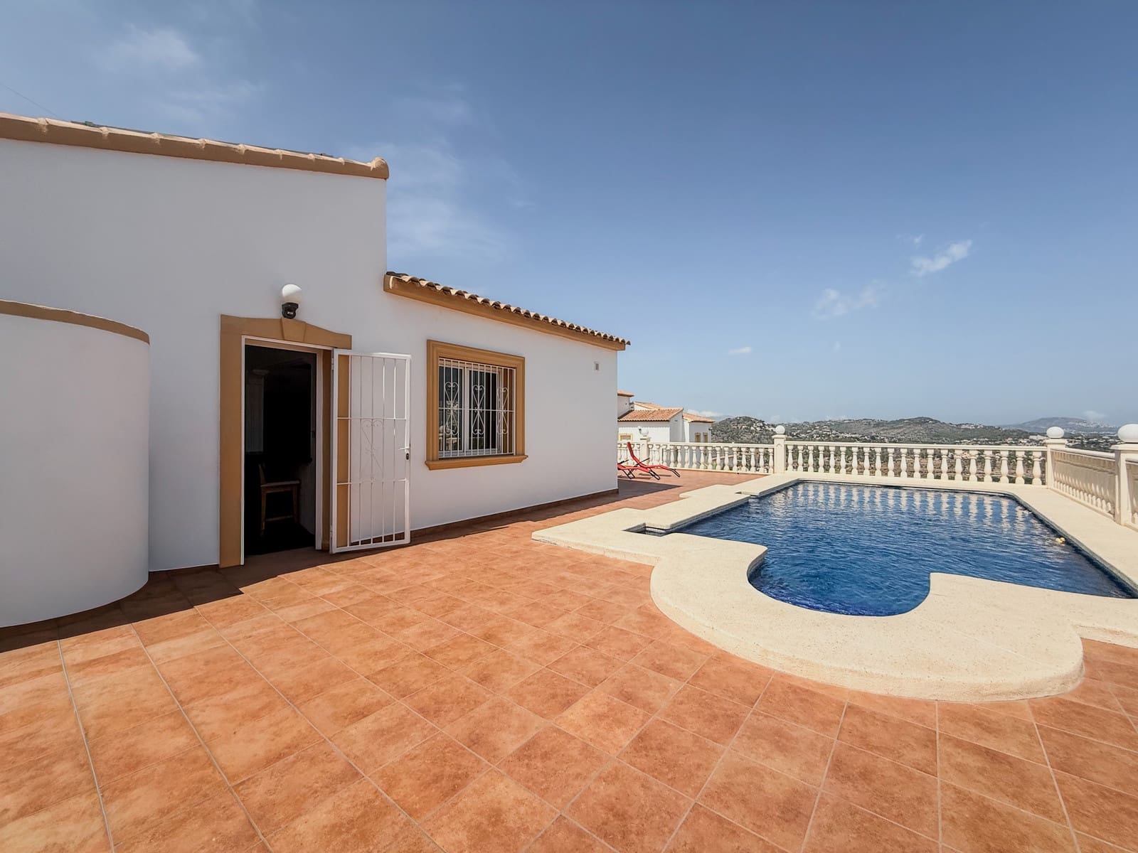 4 slaapkamer Villa te koop in Calpe / Calp met zwembad garage - € 690.000 (Ref: 10011075)