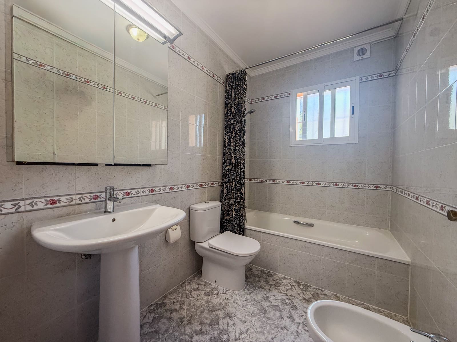 4 slaapkamer Villa te koop in Calpe / Calp met zwembad garage - € 690.000 (Ref: 10011075)