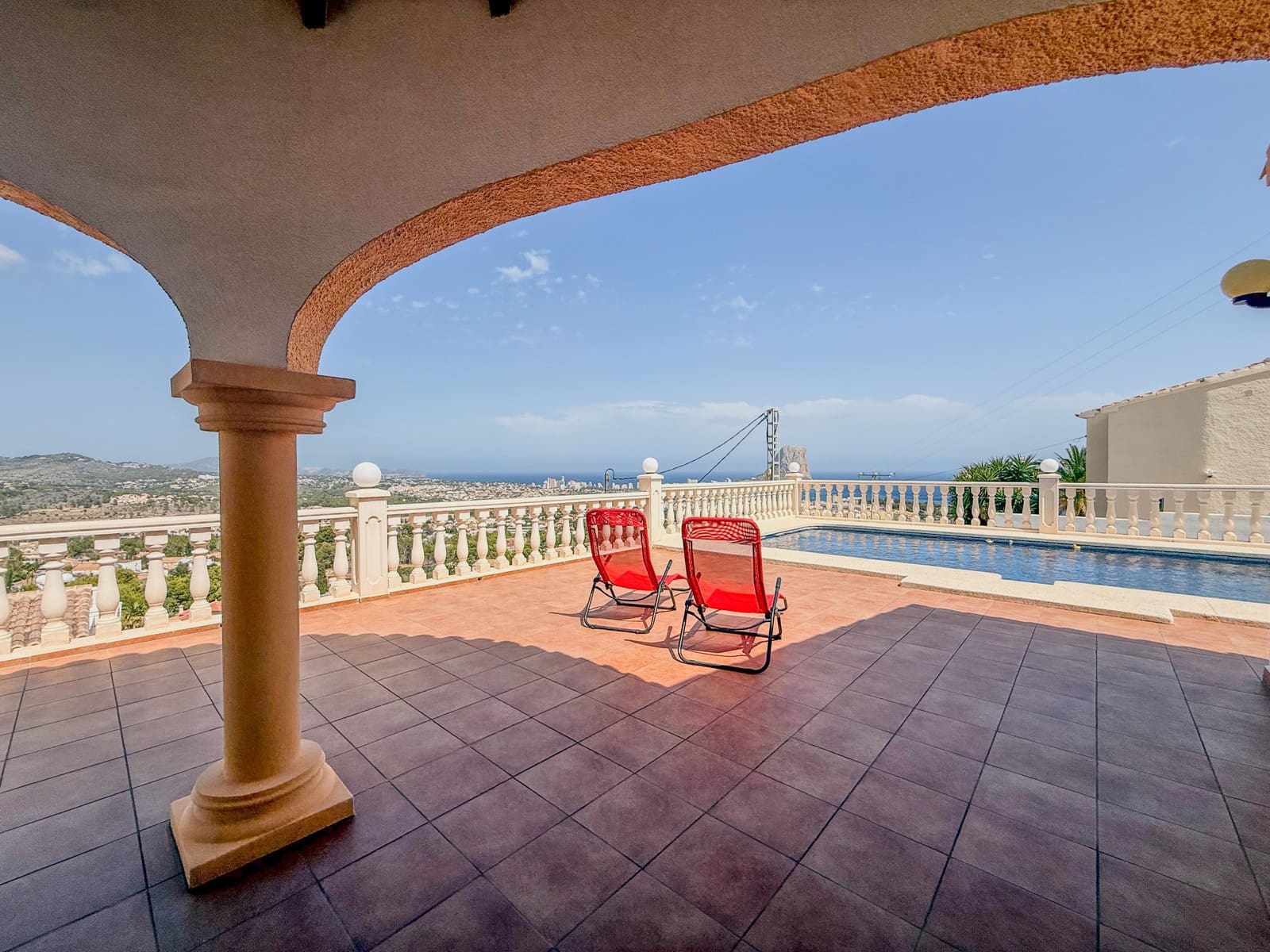 4 slaapkamer Villa te koop in Calpe / Calp met zwembad garage - € 690.000 (Ref: 10011075)