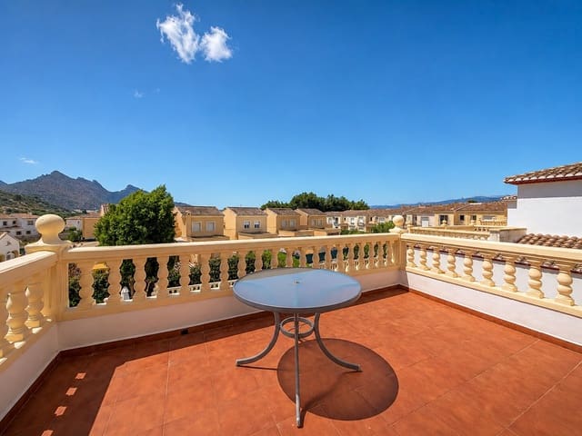 3 chambre Villa/Maison à vendre à Sagra avec piscine - 360 000 € (Ref: 10015140)