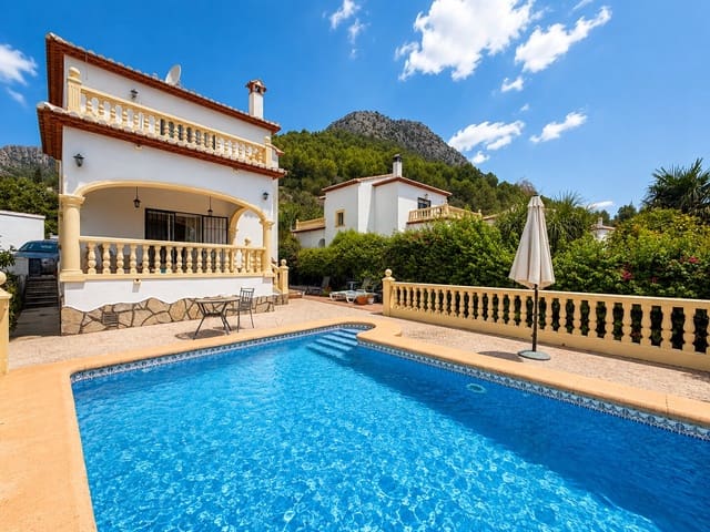 3 chambre Villa/Maison à vendre à Sagra avec piscine - 360 000 € (Ref: 10015140)