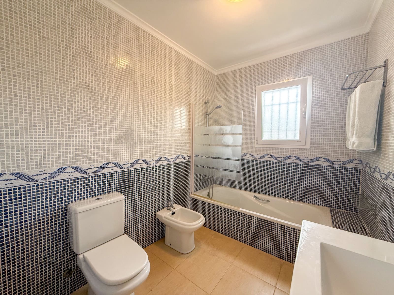 3 chambre Villa/Maison à vendre à Sagra avec piscine - 360 000 € (Ref: 10015140)