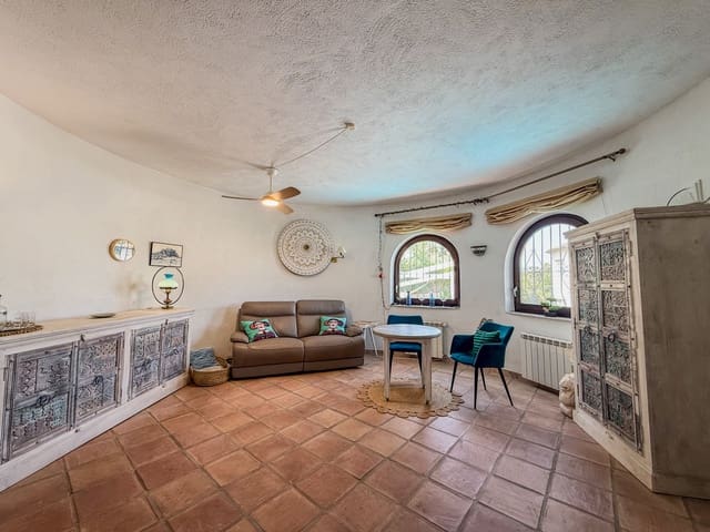 3 bedroom Villa for sale in El Montgó, Dénia with pool garage - € 595,000 (Ref: 10034986)