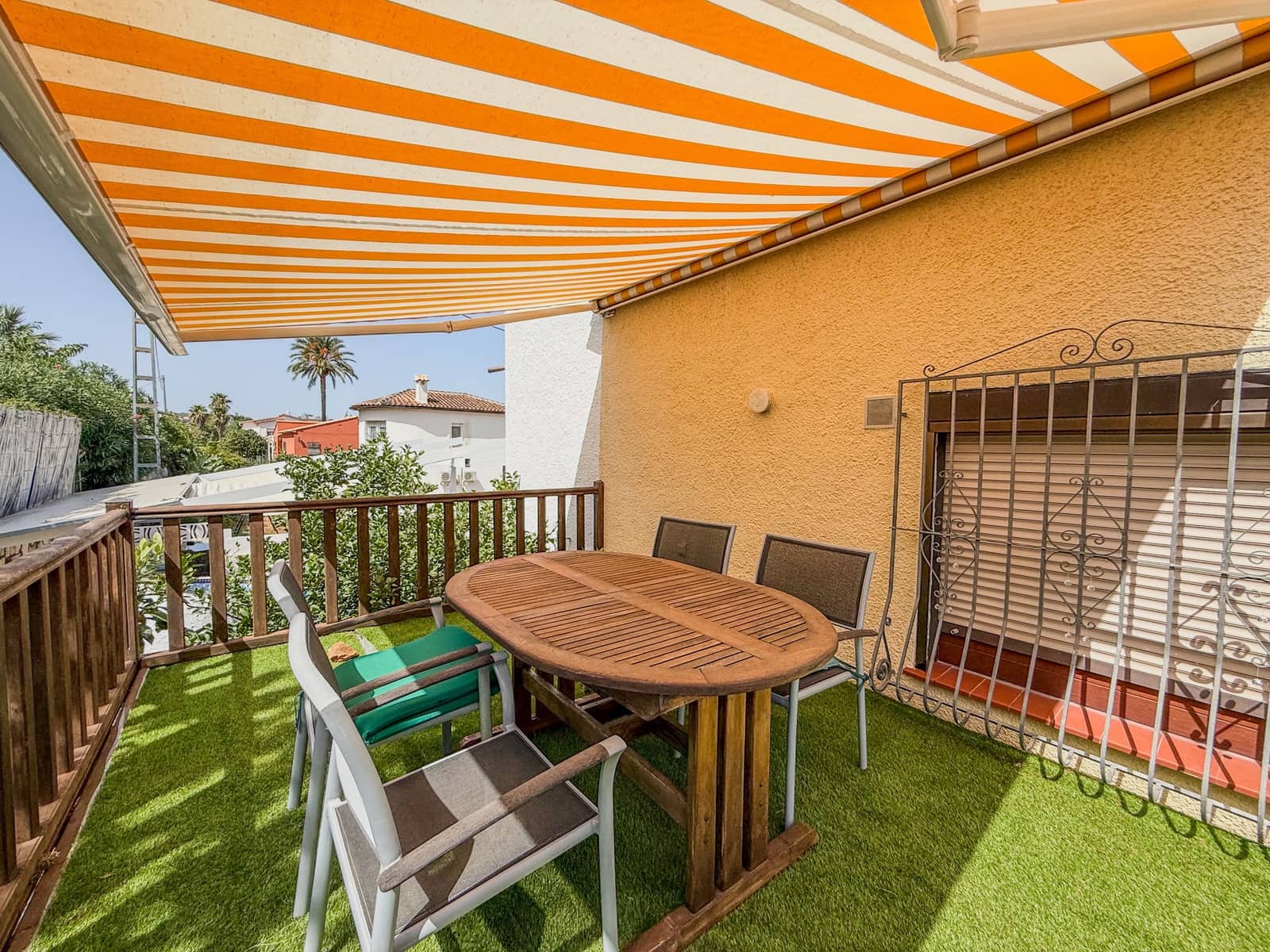 3 bedroom Villa for sale in Denia with pool garage - € 595,000 (Ref: 10034986)