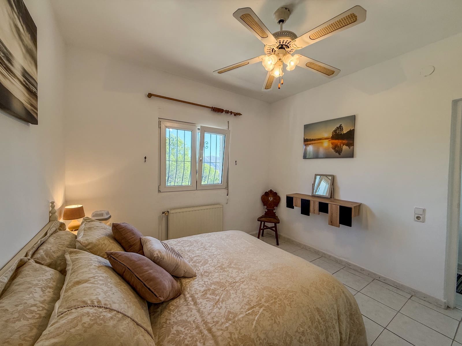 5 bedroom Villa for sale in Parcent with garage - € 360,000 (Ref: 10042623)