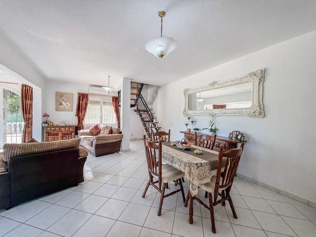 5 soverom Villa til salgs i Parcent med garasje - € 360 000 (Ref: 10042623)