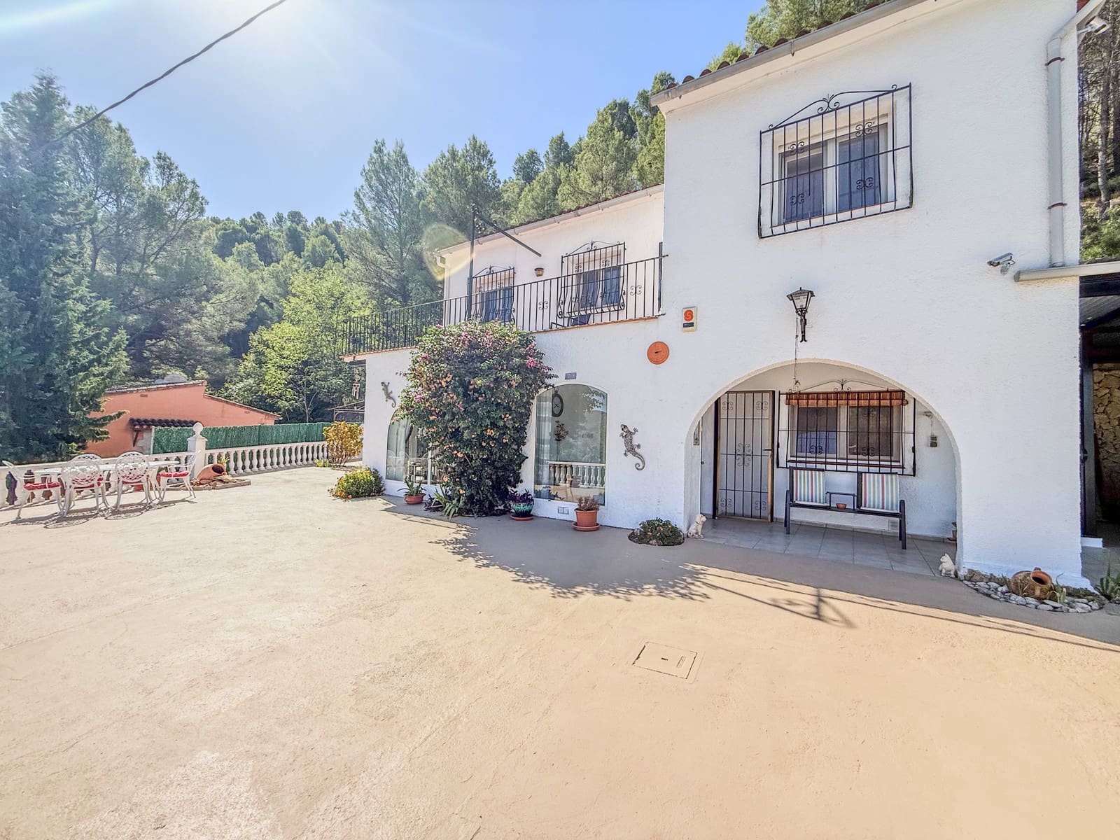 5 bedroom Villa for sale in Parcent with garage - € 360,000 (Ref: 10042623)