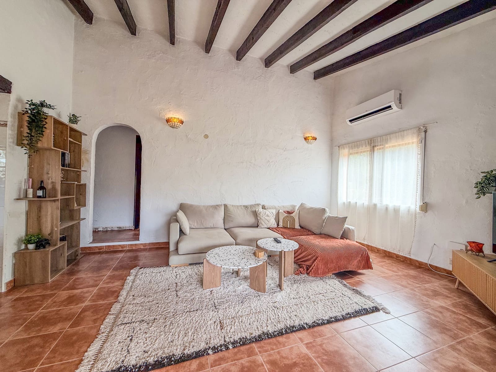 2 sypialnia Willa na sprzedaż w Orba z garażem - 295 000 € (Ref: 10048855)