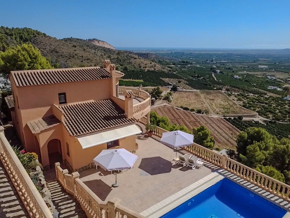 3 Zimmer Villa zu verkaufen in Pego mit Pool Garage - 475.000 € (Ref: 10049979)