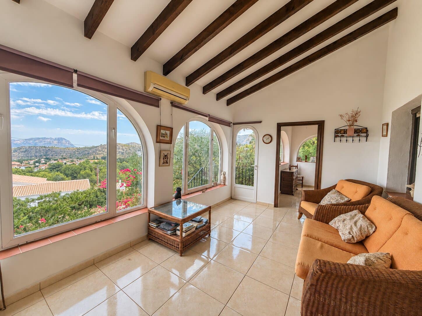 Chalet de 3 habitaciones en Benidoleig en venta con piscina garaje - 328.000 € (Ref: 10080526)