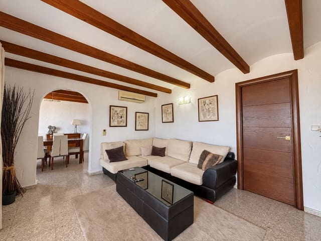 4 slaapkamer Villa te koop in Benidoleig met zwembad garage - € 479.000 (Ref: 10085572)