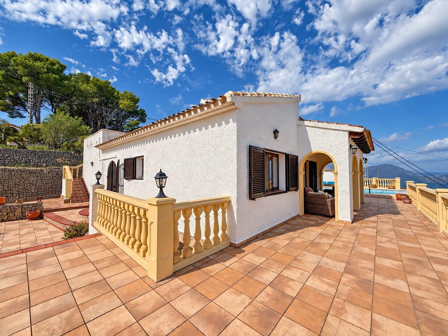 4 slaapkamer Villa te koop in Benidoleig met zwembad garage - € 479.000 (Ref: 10085572)
