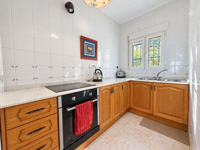 Casa de 3 habitaciones en Pedreguer en venta con piscina garaje - 265.000 € (Ref: 10097651)