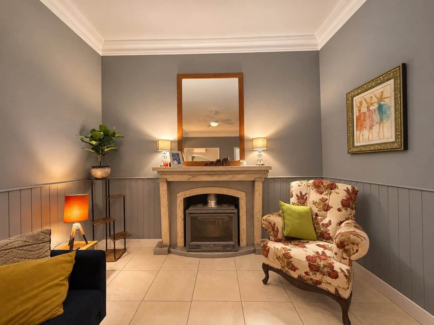 6 bedroom Townhouse for sale in Llosa de Camacho with garage - € 425,000 (Ref: 10099735)