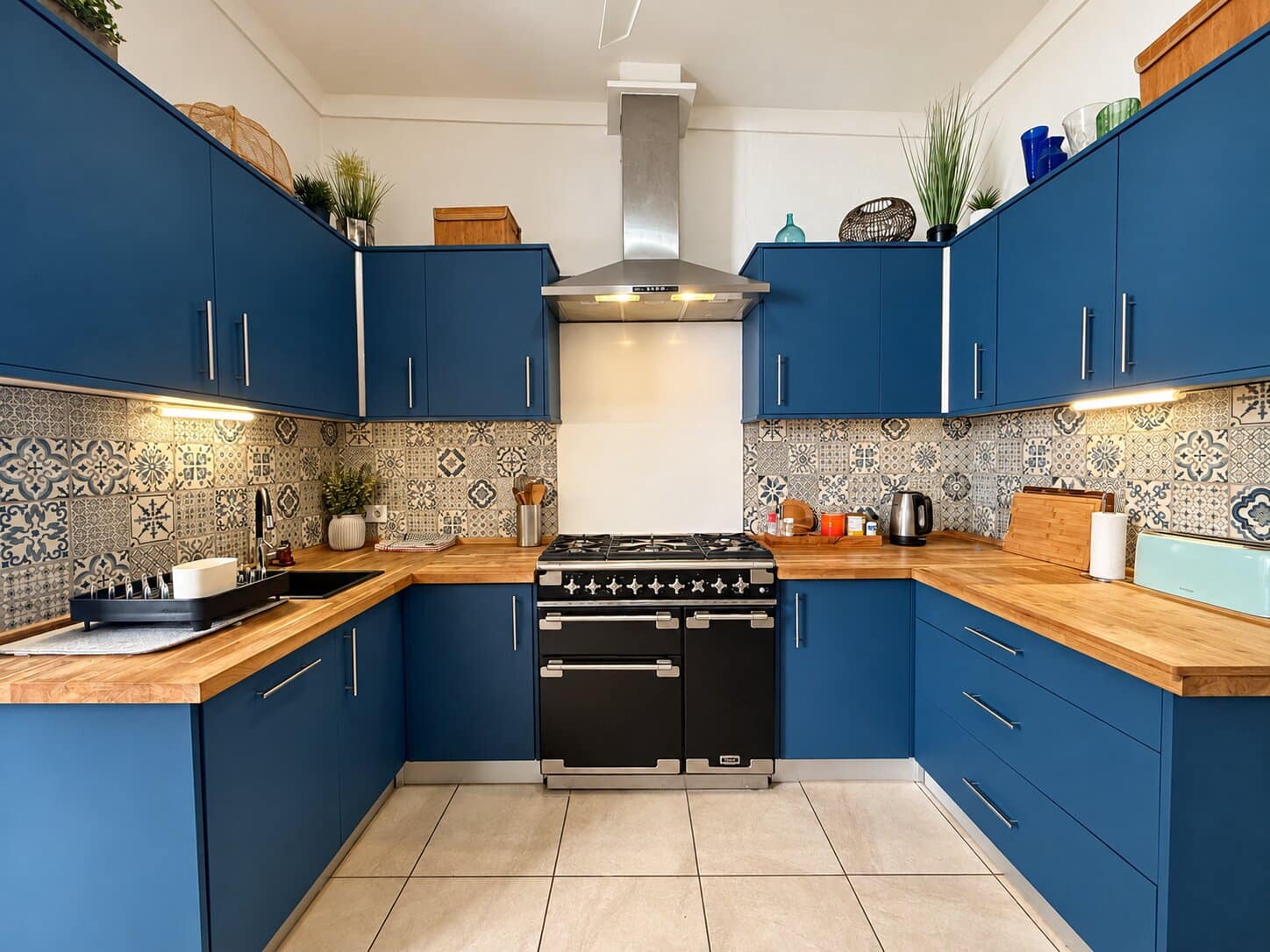 6 bedroom Townhouse for sale in Llosa de Camacho with garage - € 425,000 (Ref: 10099735)