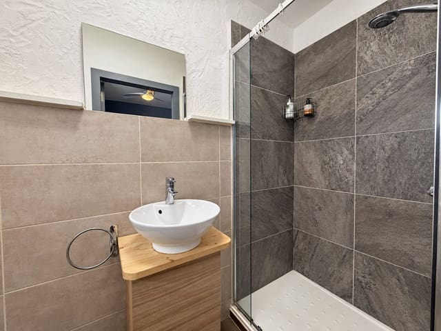 6 bedroom Townhouse for sale in Llosa de Camacho, Alcalalí / Alcanalí with garage - € 425,000 (Ref: 10099735)