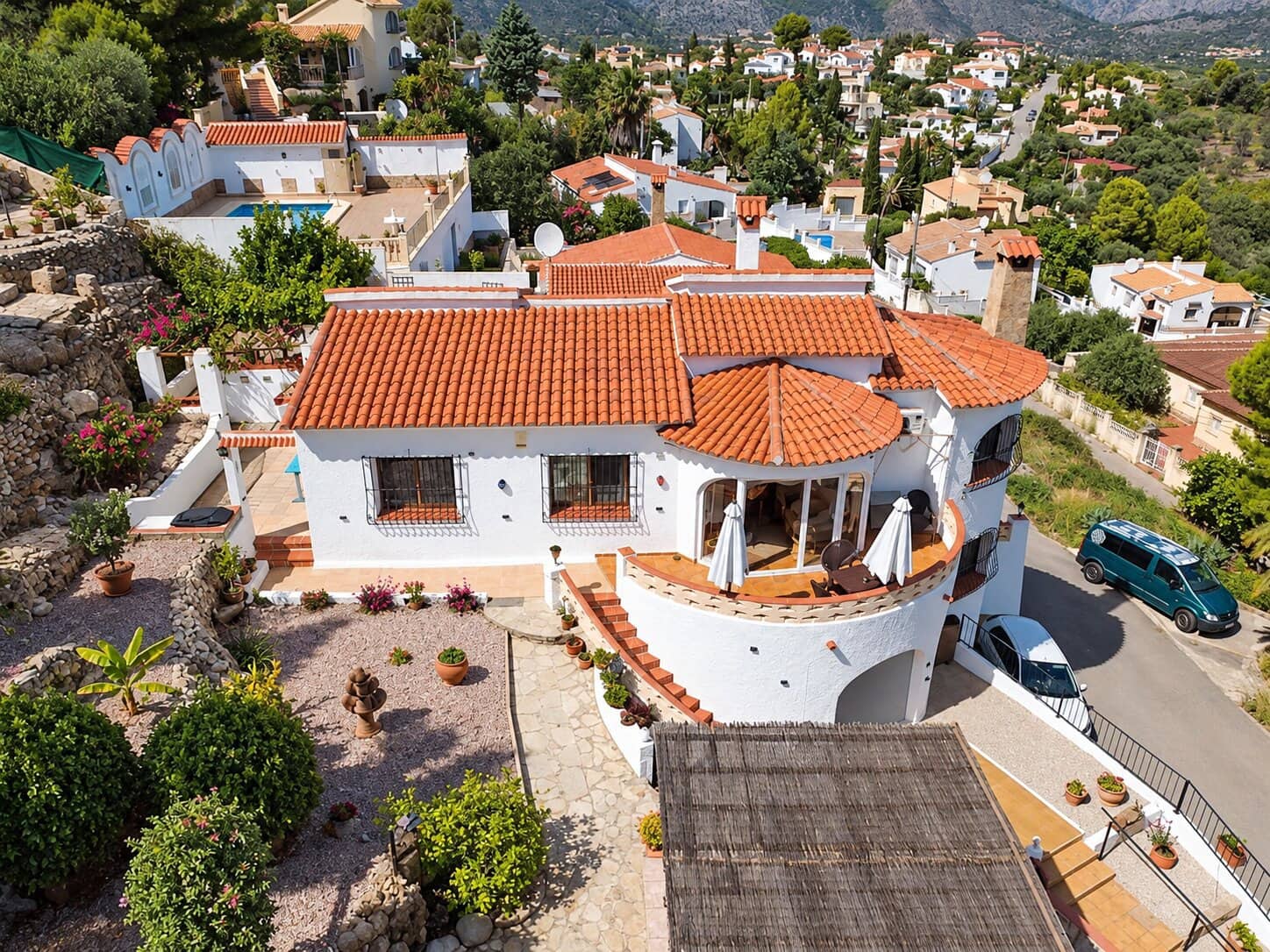 3 bedroom Villa for sale in Orba with pool garage - € 450,000 (Ref: 10110902)