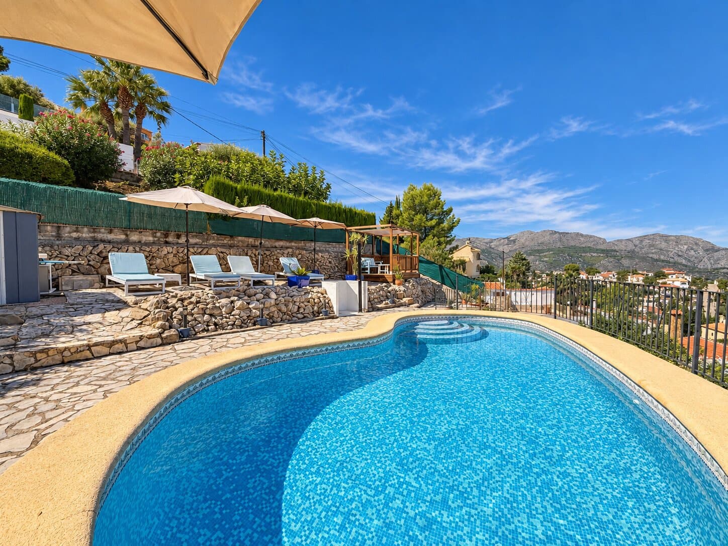3 bedroom Villa for sale in Orba with pool garage - € 450,000 (Ref: 10110902)