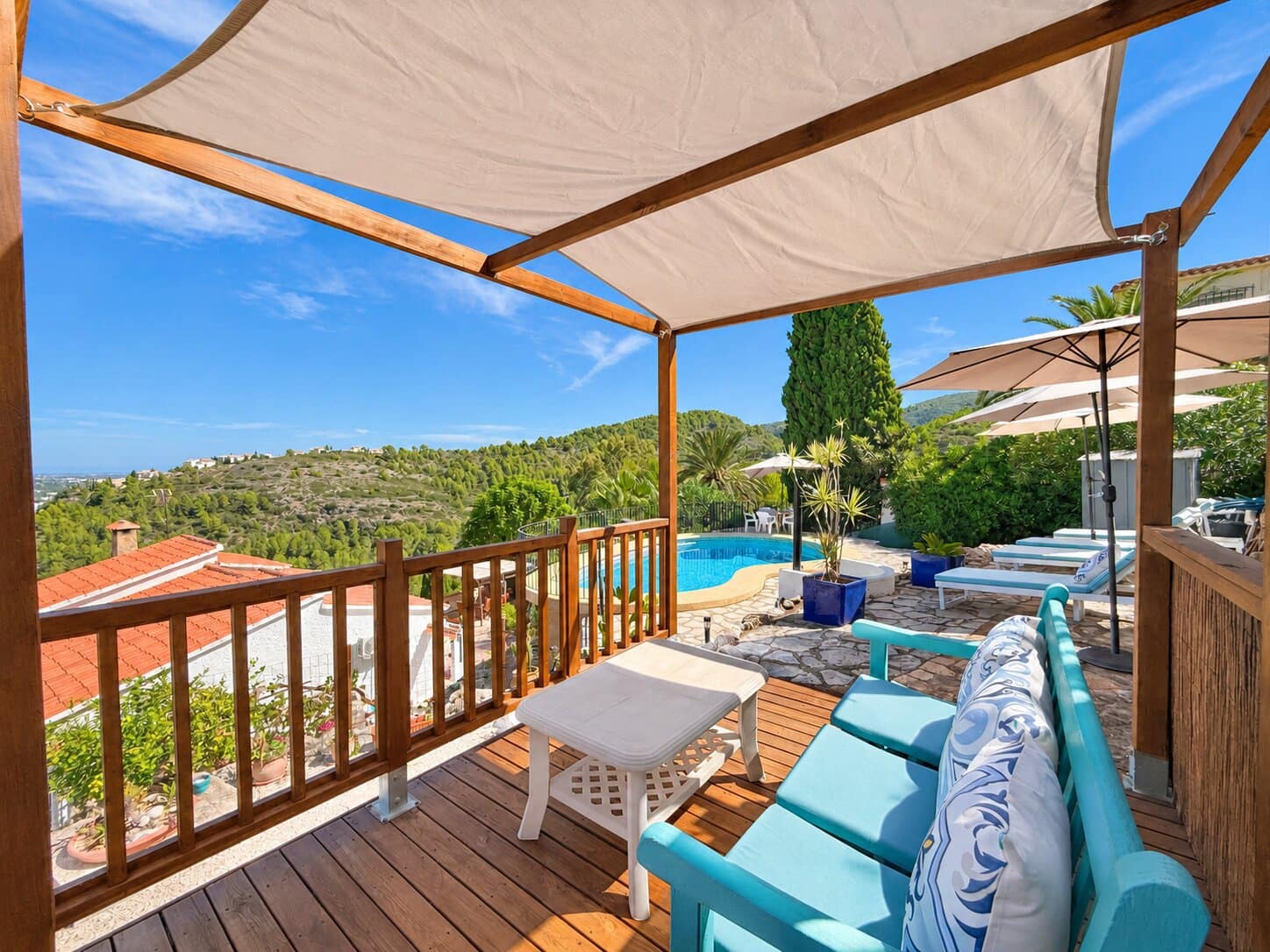 3 bedroom Villa for sale in Orba with pool garage - € 450,000 (Ref: 10110902)