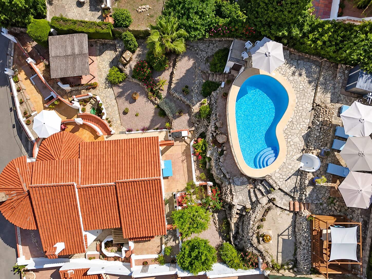 3 bedroom Villa for sale in Orba with pool garage - € 450,000 (Ref: 10110902)