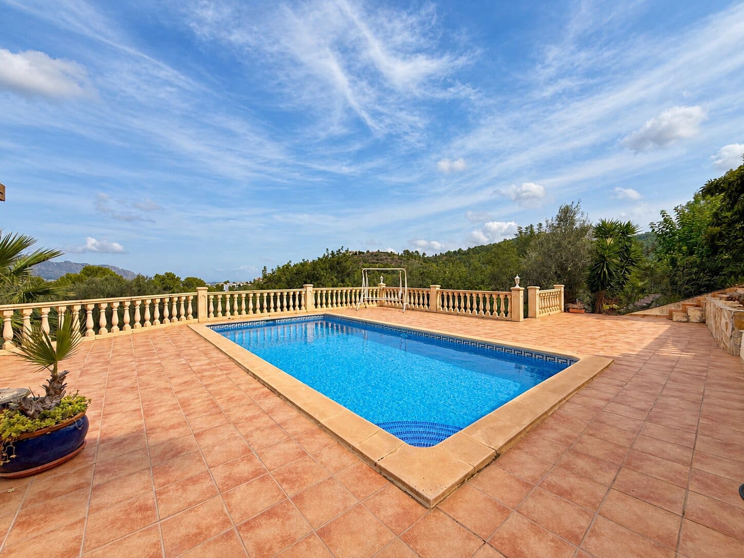2 soveværelse Villa til salg i Orba med swimmingpool garage - € 425.000 (Ref: 10115443)