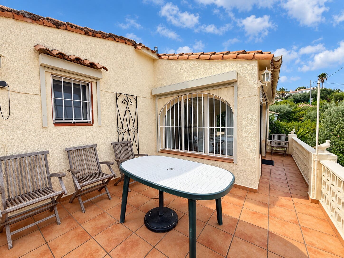 2 soveværelse Villa til salg i Orba med swimmingpool garage - € 425.000 (Ref: 10115443)
