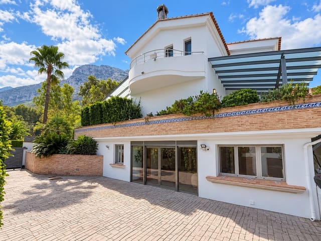 6 sypialnia Willa na sprzedaż w El Montgó, Dénia z basenem - 1 350 000 € (Ref: 10123518)