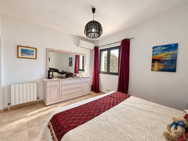 5 makuuhuone Huvila myytävänä paikassa Cap Martí - El Tossalet - Pinomar, Javea / Xàbia mukana uima-altaan 
autotalli - 1 250 000 € (Ref: 10131292)