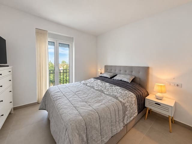 2 soverom Penthouse til salgs i El Montgó, Dénia med svømmebasseng garasje - € 350 000 (Ref: 10139295)