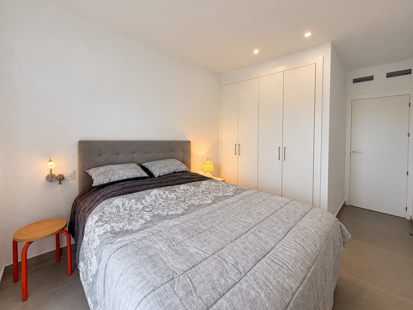 2 soverom Penthouse til salgs i Denia med svømmebasseng garasje - € 350 000 (Ref: 10139295)
