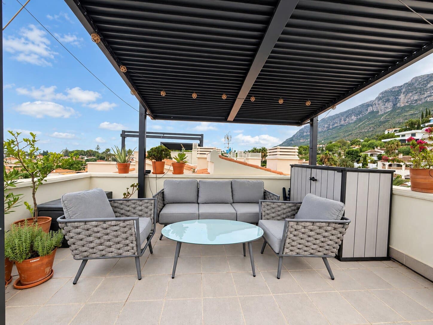2 soverom Penthouse til salgs i Denia med svømmebasseng garasje - € 350 000 (Ref: 10139295)