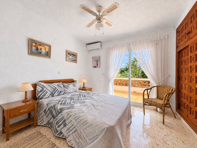 2 sypialnia Willa na sprzedaż w Benidoleig z basenem garażem - 269 000 € (Ref: 10173363)