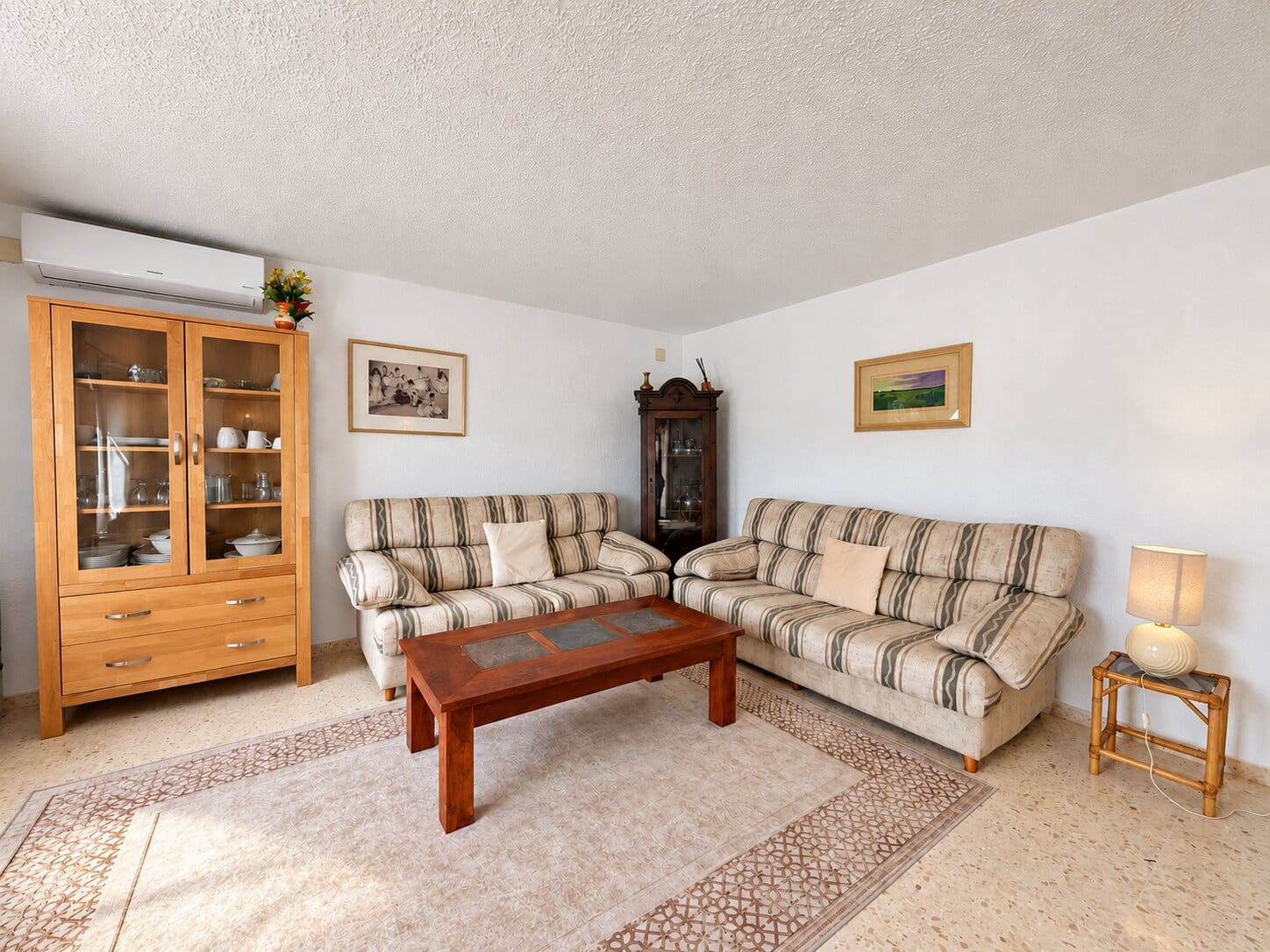 2 sypialnia Willa na sprzedaż w Benidoleig z basenem garażem - 269 000 € (Ref: 10173363)