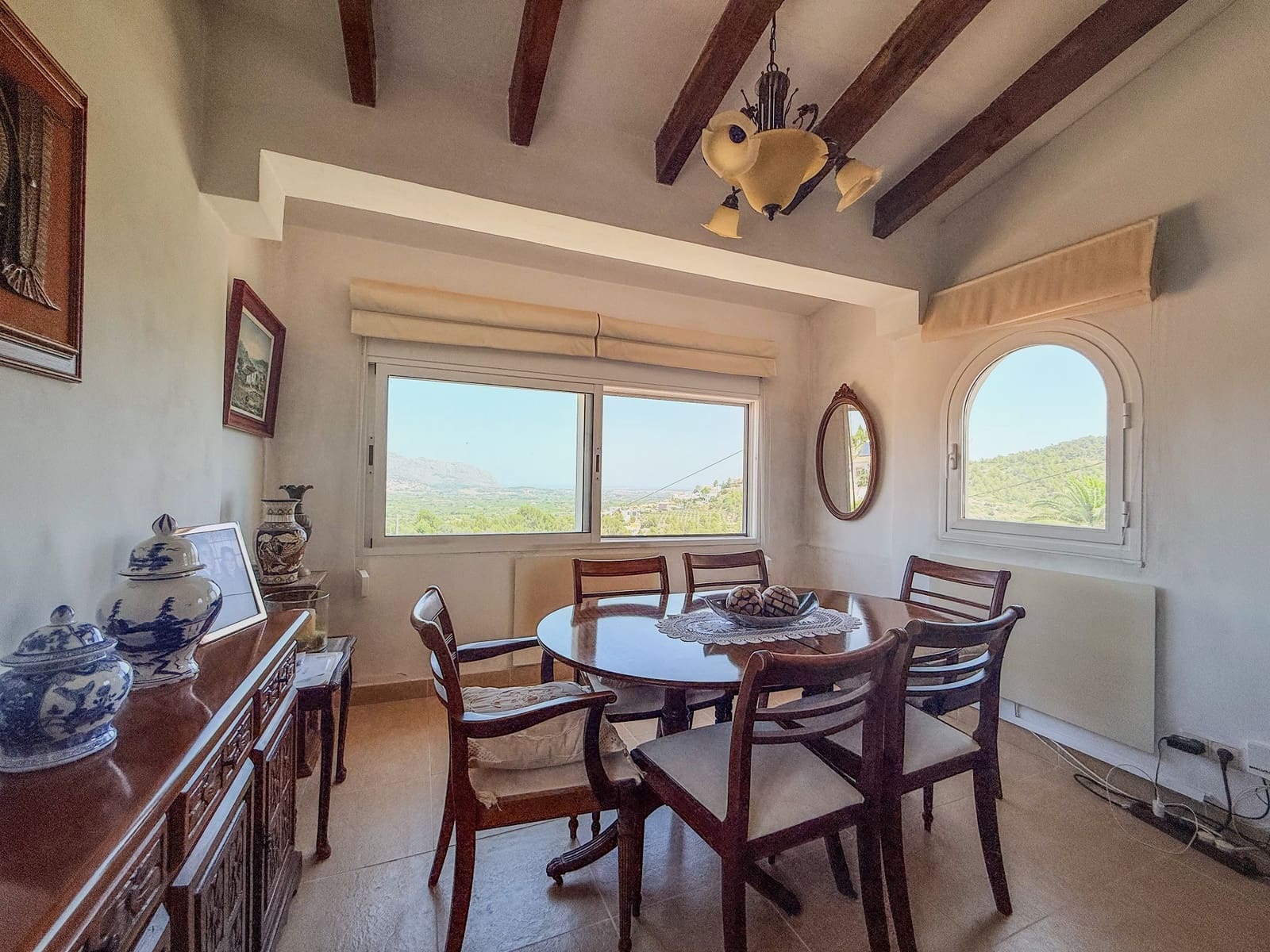 3 soveværelse Villa til salg i Orba - € 269.500 (Ref: 9095809)