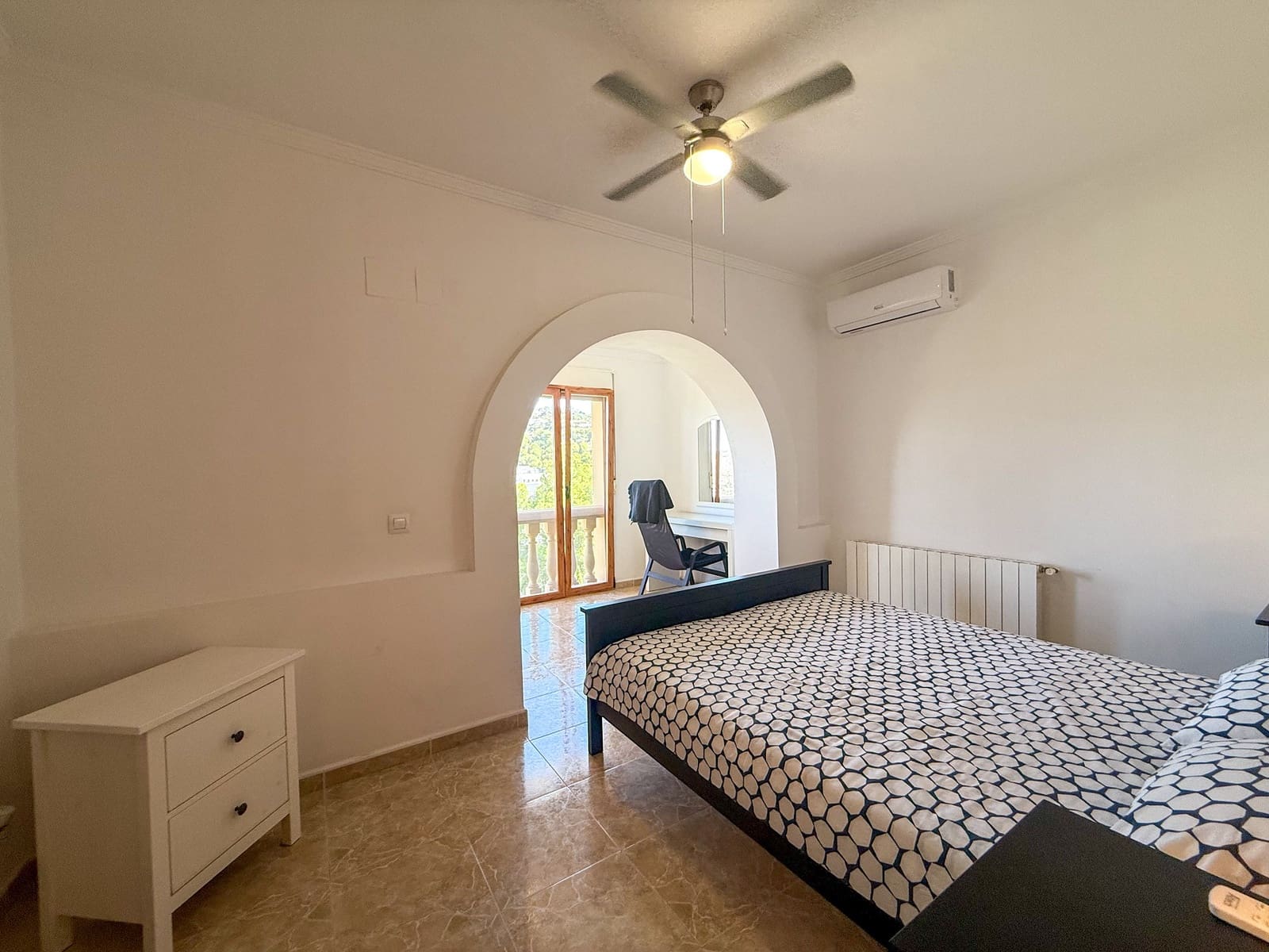 4 quarto Moradia para venda em La Sella com piscina - 635 000 € (Ref: 9242568)