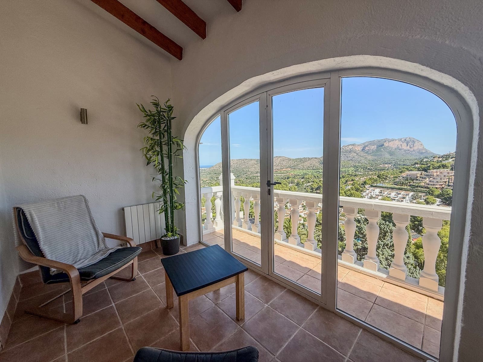 4 quarto Moradia para venda em La Sella com piscina - 635 000 € (Ref: 9242568)