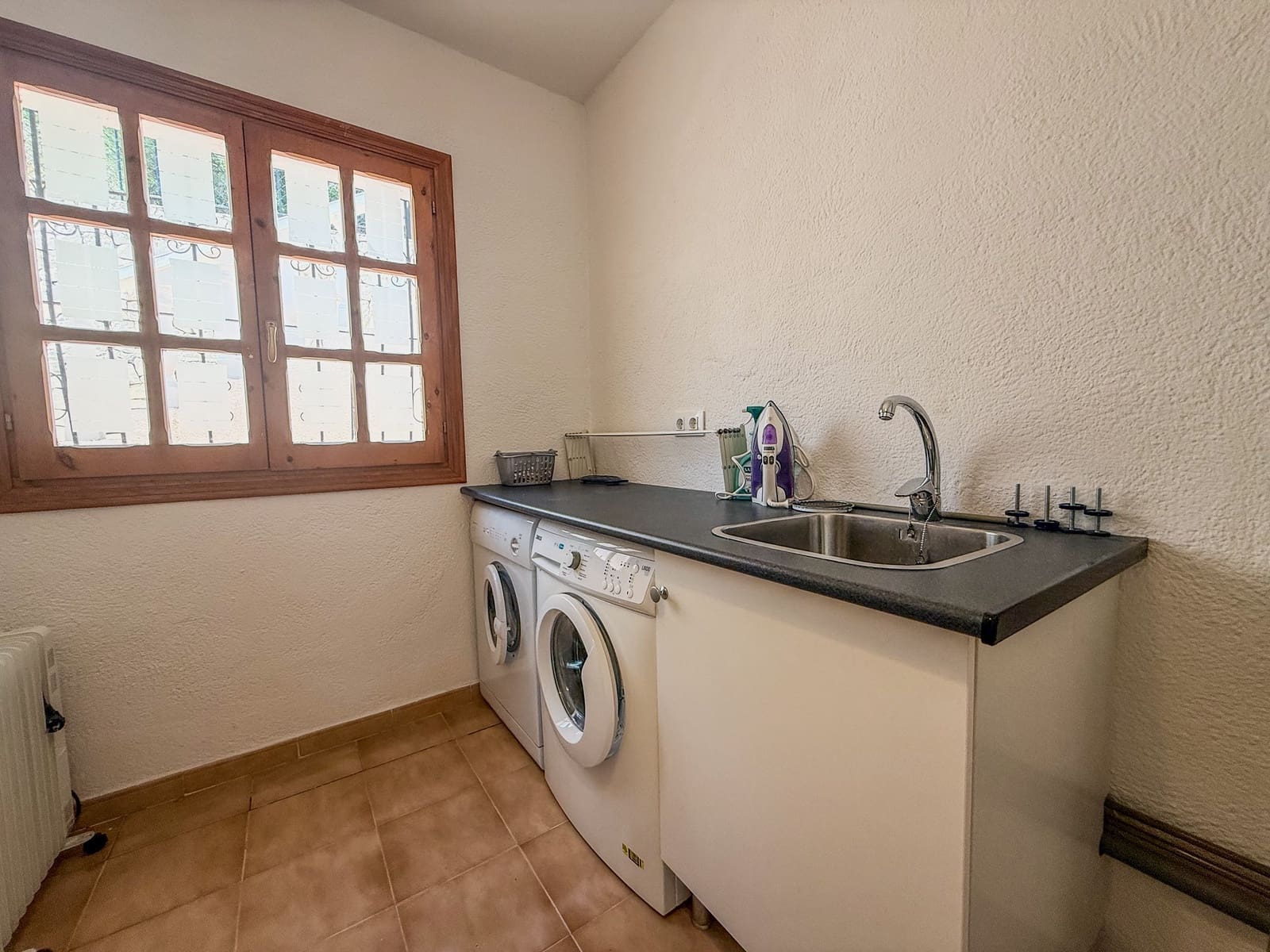 4 quarto Moradia para venda em La Sella com piscina - 635 000 € (Ref: 9242568)