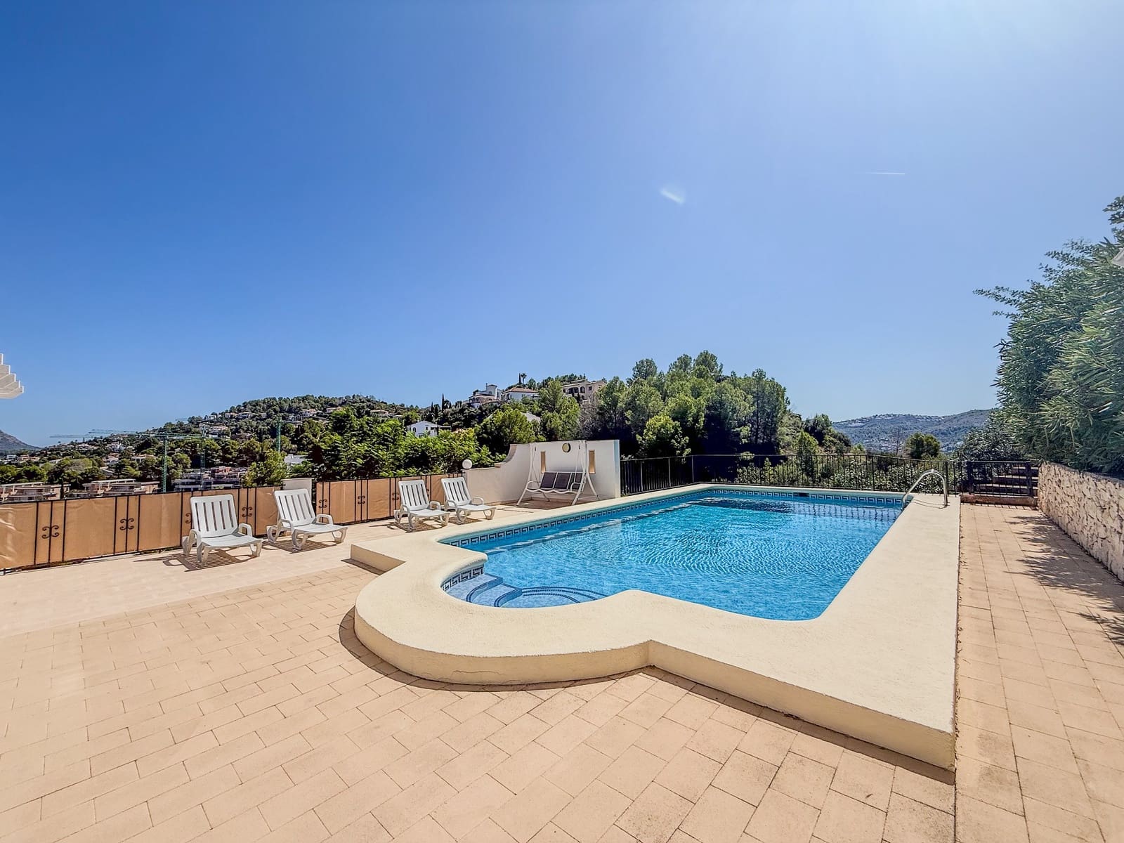 4 quarto Moradia para venda em La Sella com piscina - 635 000 € (Ref: 9242568)